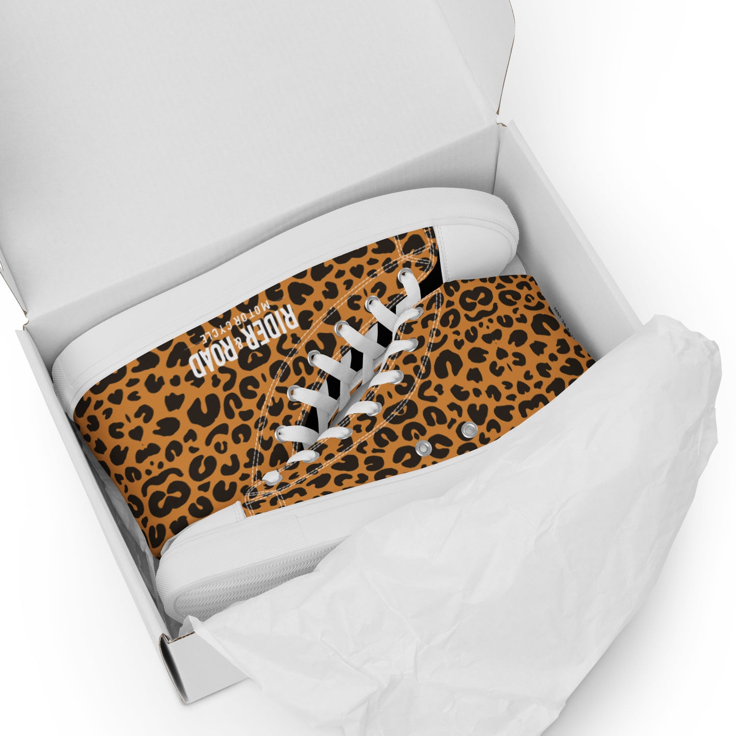 "Zapatillas altas en cuero sintético leopardo, suela gruesa y diseño minimalista con espíritu motero - High-top trainers in leopard-print synthetic leather, thick sole and minimalist design with a biker spirit"