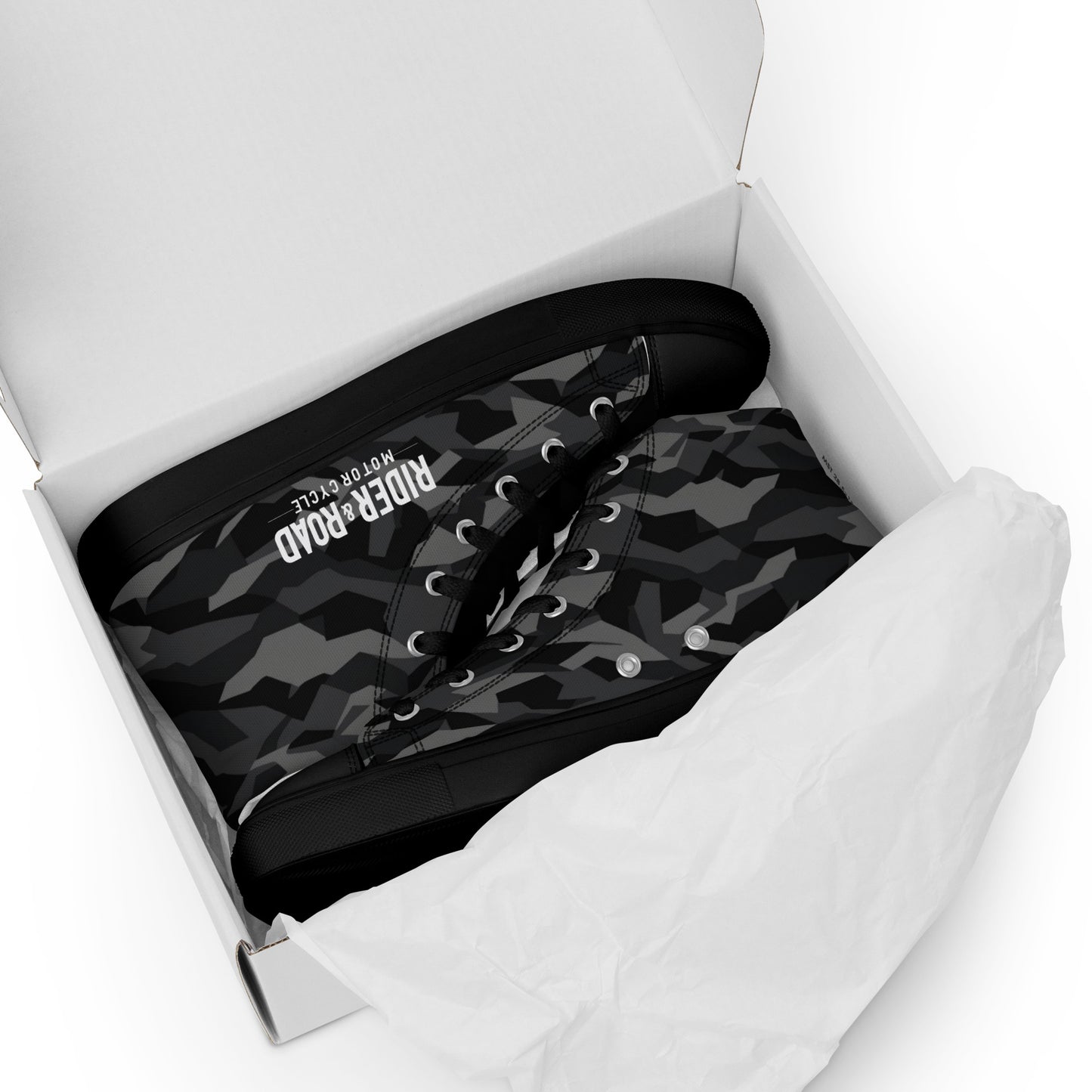 "Zapatilla estilo botín con patrón de camuflaje urbano con la frase Rider&Road en los laterales. 
Suela y puntera de goma negra.
Resistentes, ligeros, alta calidad, ecosostenibles - Ankle boot-style trainer with urban camouflage pattern and the phrase Rider&Road on the sides. 
Black rubber sole and toe cap. Durable, lightweight, high quality, eco-sustainable"