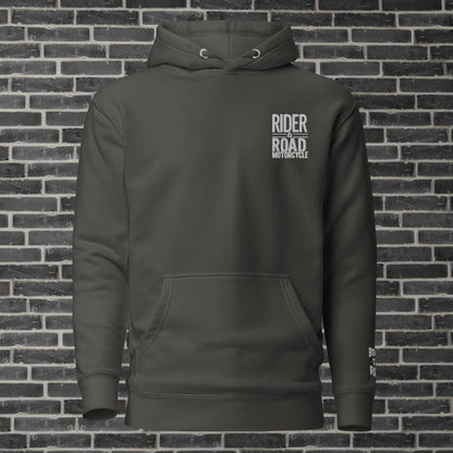 "Sudadera 100% algodón con bordado en peño y puño izquierdo, y estampado en la espalda.
En color gris- 100% cotton sweatshirt with embroidery on the chest and left cuff, and print on the back.
In gray"